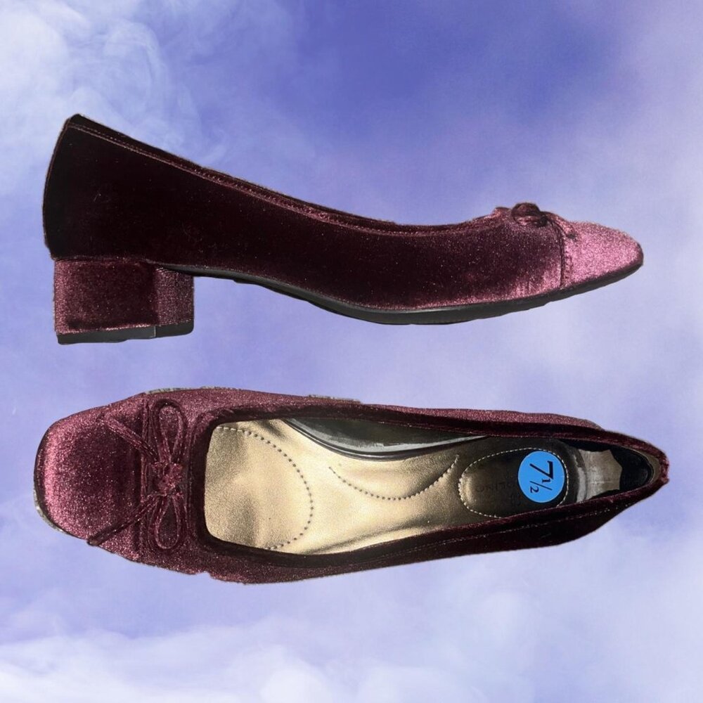 Vintage Ballet Kitten Heels